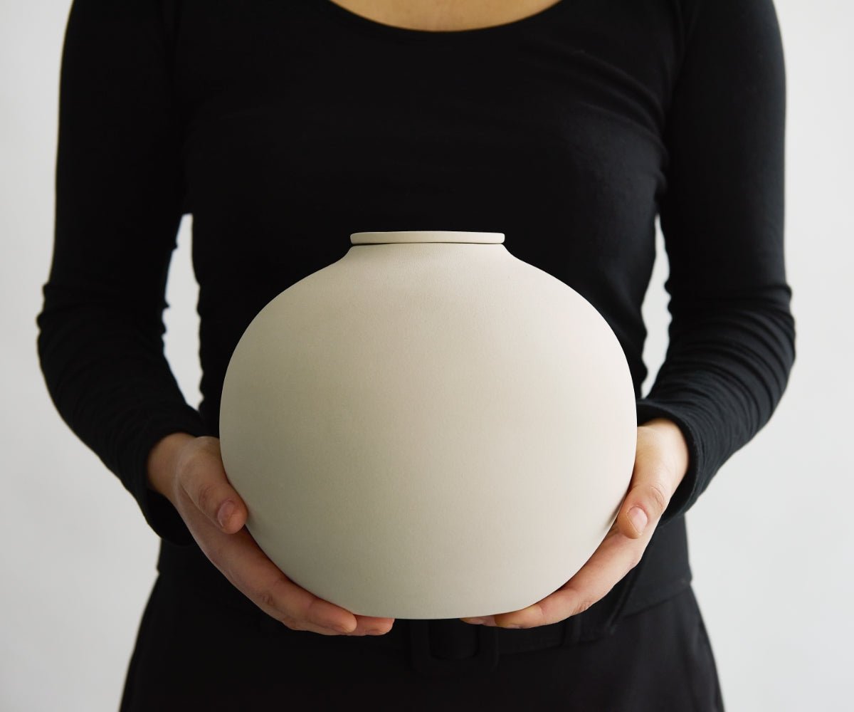 Veda Large - Zacht Beige Engobe (3.9L) - Memoriva