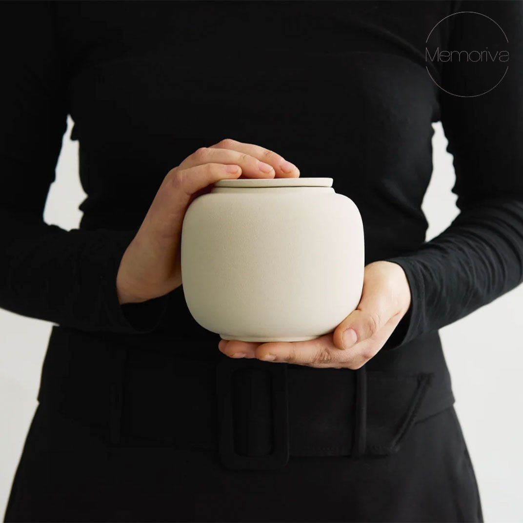 SERES Small - Zacht Beige Engobe 700ml - Memoriva