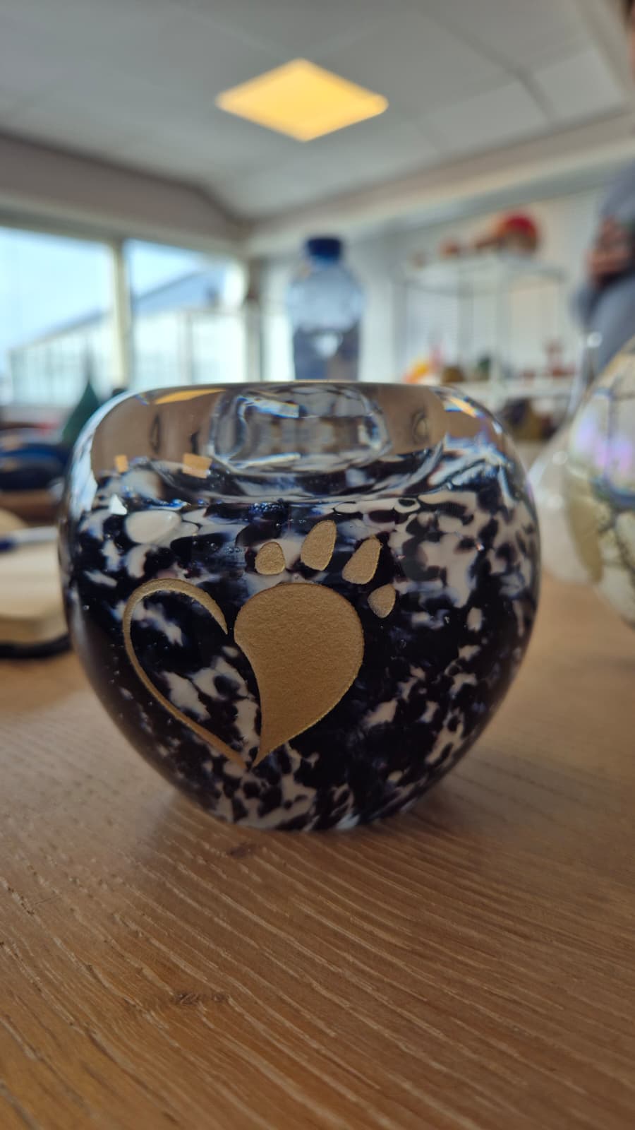 TEALIGHT | Black - White Opaque 90ml – Gouden Hart Poot - Memoriva