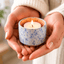 HELIOS - Handgemaakte mini - urn wit & blauw gespikkeld keramiek + kaarslicht - Memoriva