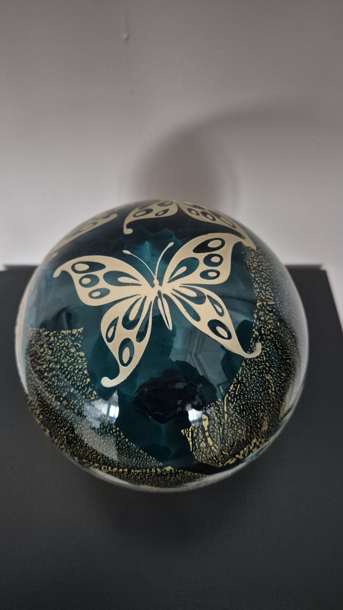 ELAN - Elegance - line turquoise 1,5 liter met goud gelakte vlinders - Memoriva